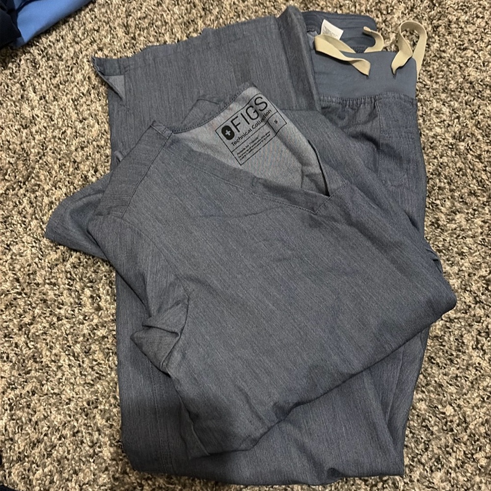 Figs scrub set denim small top and bottom straight leg